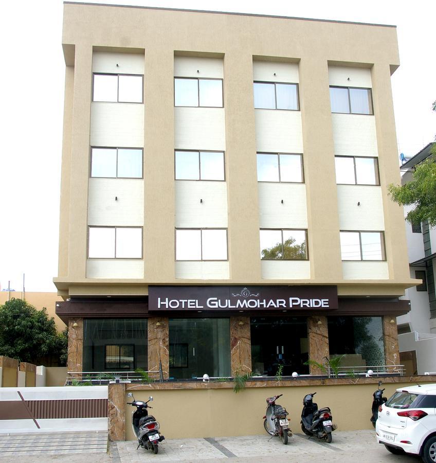 Hotel Gulmohar Pride Ahmednagar Exterior foto